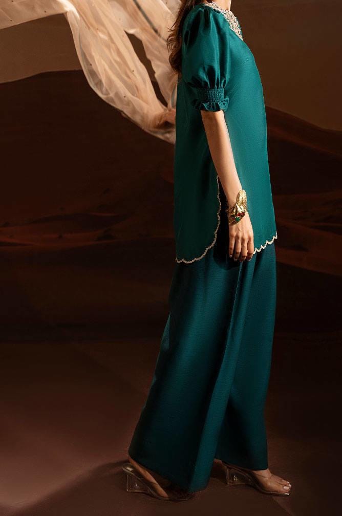 Emerald Green Embroidered Formal Suit – 3-Piece Modest Ensemble by Pink Tulip PR-0333