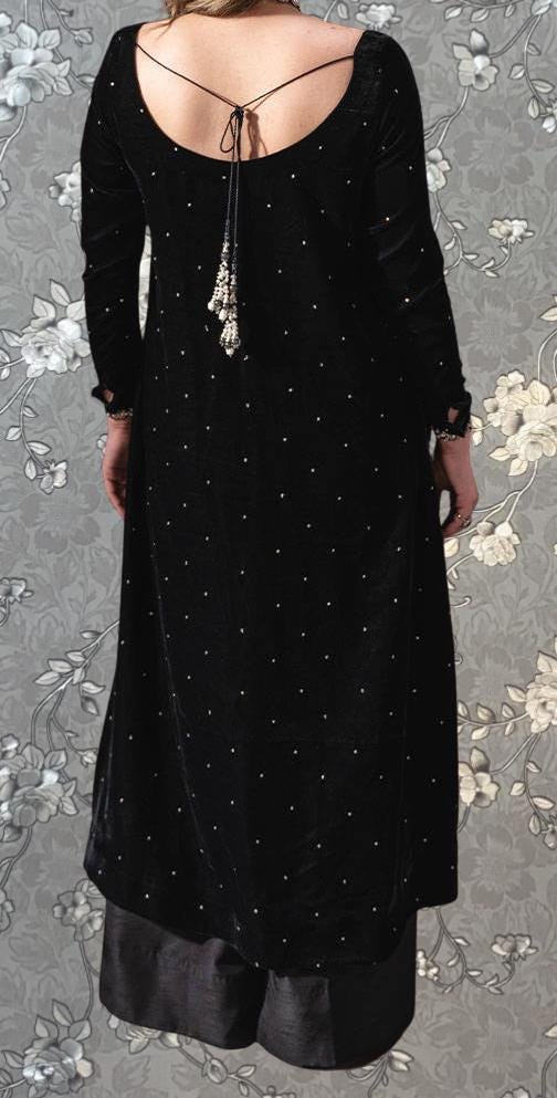 Black Velvet Formal Set with Pearl Embellishments | Luxury Wear Pink Tulip PR-0338