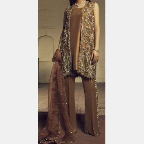 Deepak Perwani,Samsara,Lehenga,Sharara,Gharara,Shalwar_Kameez,Salwar_Kameez,Pakistani_XL,Indian_Designer,Pakistani_Designer