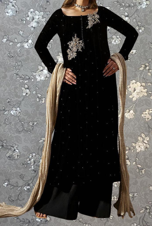 Black Velvet Formal Set with Pearl Embellishments | Luxury Wear Pink Tulip PR-0338